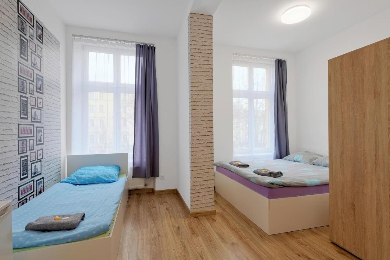70S Hostel Краков Экстерьер фото